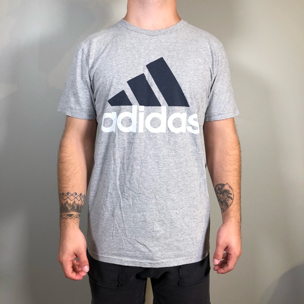Adidas tee